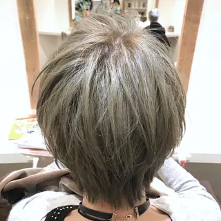 ショート カラー ショート×カラー 🦊堀米早紀【荻窪】のヘアスタイル