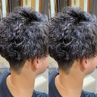 ショート パーマ メンズ おおつか せいやのヘアスタイル