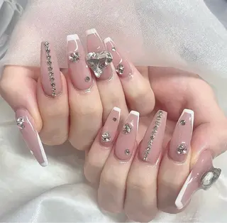 ネイル UniqueNail 長さだし専門店のネイルデザイン