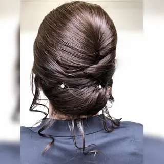 ヘアアレンジ i MA ヘアスタジオ所属・勝野 麻美のヘアスタイル