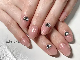 ネイル atelier la vita所属・lavita. mimuraのネイルデザイン