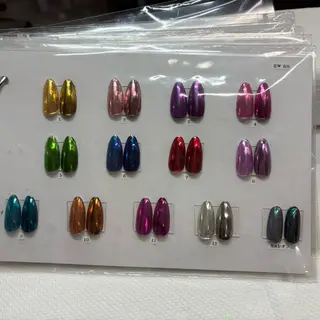 ネイル MAXKELLY Meiのネイルデザイン