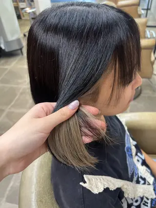 ショート カラー Blast akihaのヘアスタイル