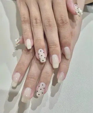 ネイル Lily nail 大濠店所属・Lily 石井のネイルデザイン