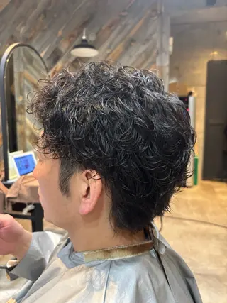 ショート パーマ 本多 光樹のヘアスタイル
