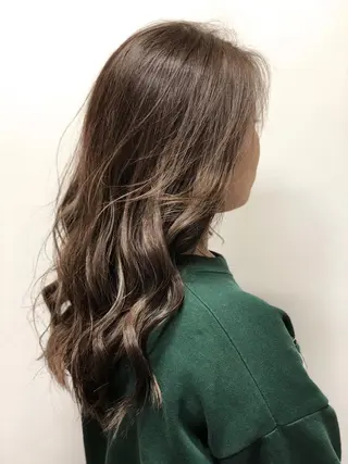 セミロング EIGHT 船橋のヘアスタイル