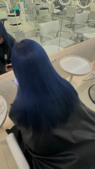 カラー ANN GAGAのヘアスタイル