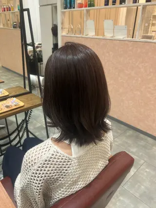 ミディアム La Bless 大阪梅田所属・梅田 ミディアム ショートYUKINOのヘアスタイル