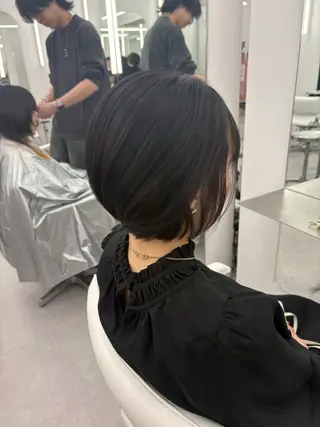 ショート 韓国ヘア/レイヤー/ 顔まわり足立遥奈のヘアスタイル