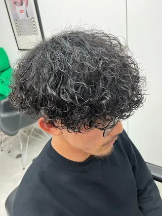 ショート パーマ メンズ 波巻きスパイラル🌀 新潟/万代/山下優のヘアスタイル