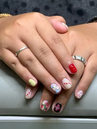 ネイル NANA NAIL所属・ゆ かのネイルデザイン