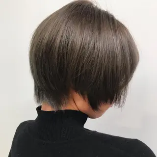 ショート カラー 🩵ハイトーン 美咲🩵のヘアスタイル