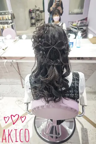セミロング LUXBE GALLERY なんば駅前店所属・ラックスビーギャラリ ー AKICOのヘアスタイル