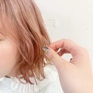ショート カラー raika .のヘアスタイル