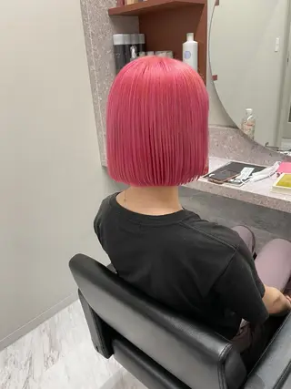 ショート カラー ヘアアレンジ autre所属・大久保 ひでなりのヘアスタイル