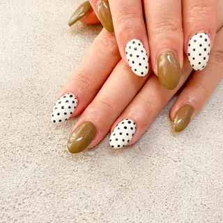 ネイル ゴテゴテ💙ワンホン リオナのネイルデザイン