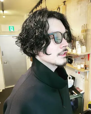 ショート パーマ メンズ SUN GLOW サングロウ所属・水素トリートメント/ 髪質改善/ナカノメのヘアスタイル