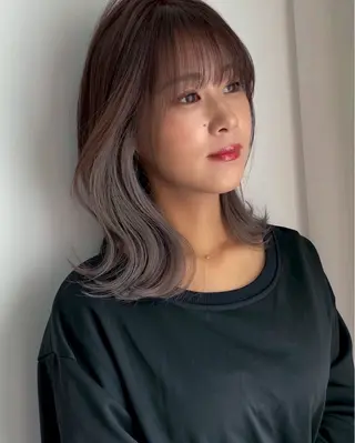 ミディアム femme所属・femme YUIのヘアスタイル