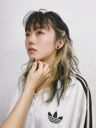 ロング 🎀透明感× 暖色カラーつな🎀のヘアスタイル