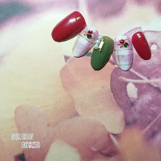 ネイル KOYAMA KIMIEのネイルデザイン