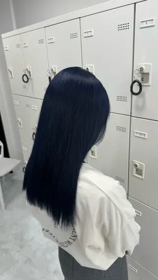 カラー 🩶niina 暗髪韓国系カラー🩶のヘアスタイル