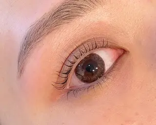 マツエク・マツパ /flavor所属・/flavor 秋元優香の眉毛・アイブロウイメージ