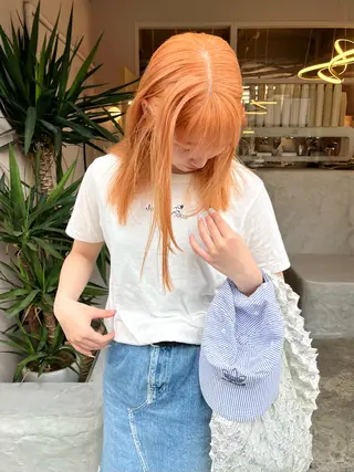 ミディアム iru所属・mi kiのヘアスタイル