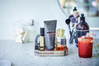 ショート カラー justbeauty CiNQのヘアスタイル