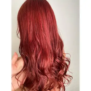 ロング カラー IwAsh大和駅前店所属・IwAsh大和駅前店 河野亜里香のヘアスタイル