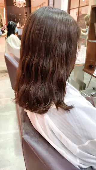 パーマ 関西初の波巻きパーマ コテ巻き風パーマのヘアスタイル
