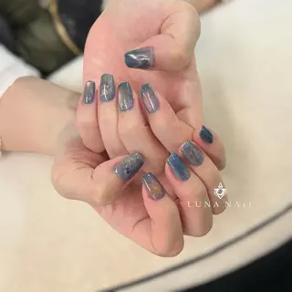 ネイル アトリエ　ミモザ所属・いまむら あかりのネイルデザイン