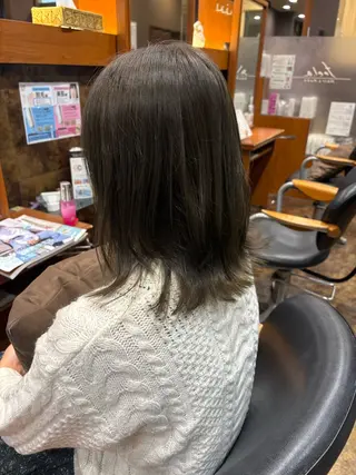 ミディアム カラー 相良 陽香🌻のヘアスタイル