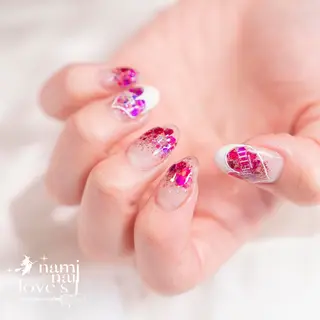 ネイル 内 奈美のネイルデザイン