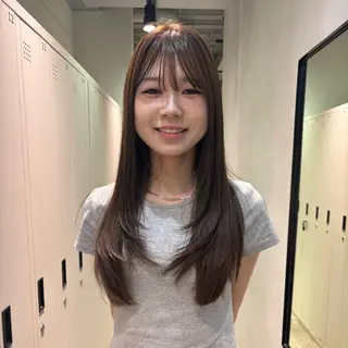 ロング saki‪🌱‬♡ /透明感カラーのヘアスタイル