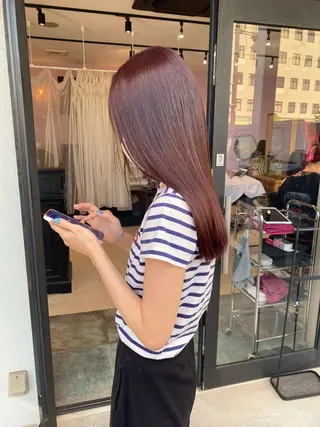 カラー MATTY azusaのヘアスタイル