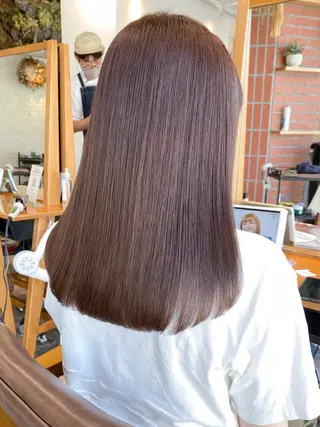 ミディアム カラー Henrietta  自由が丘所属・ベージュ/ブリーチ無 し/透明感/yukiのヘアスタイル