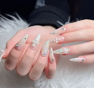 ネイル Lenie Nail Okuboのネイルデザイン
