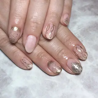 ネイル Eyelash salon mee所属・小船 莉穂のネイルデザイン