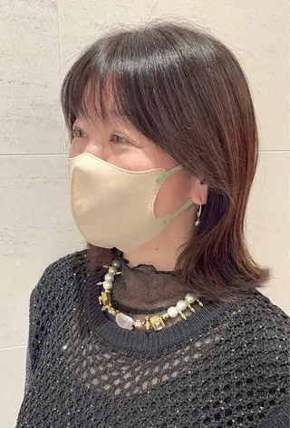 ミディアム 伊藤 アユミのヘアスタイル