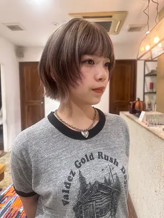 ショート カラー YUI ☪︎/ウルフ レイヤー/艶カラーのヘアスタイル