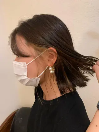 ミディアム カラー putri 川邉 優花のヘアスタイル