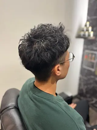 ミディアム LAVIE NEW STANDARD BARBER　浜松町本店所属・NAKAMURA YUKAのヘアスタイル