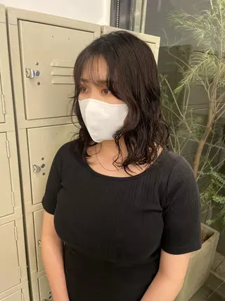 セミロング パーマ レイヤーパーマ、ボブ 小須田ゆあのヘアスタイル