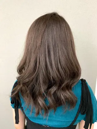 セミロング カラー とも🏆プルエクステ /髪質改善🏆渋谷のヘアスタイル