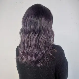 セミロング カラー E Komo hair所属・Wow❕E Komo hair 永井一輝のヘアスタイル