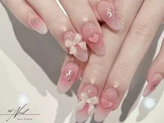 ロング ・ タオのネイルデザイン