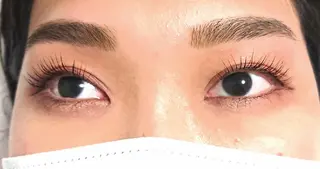 マツエク・マツパ 口コミ高評価🌠眉と まつ毛の専門MIKIのマツエク・マツパデザイン