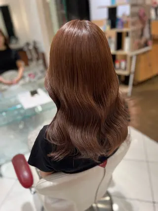 ロング カラー 【派手を感じさせない ハイトーン】/倉持のヘアスタイル