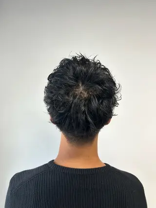 ショート パーマ メンズ 相澤 拳のヘアスタイル