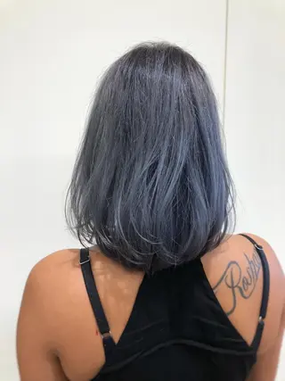 ミディアム カラー ケアブリーチ 坪井佑樹のヘアスタイル